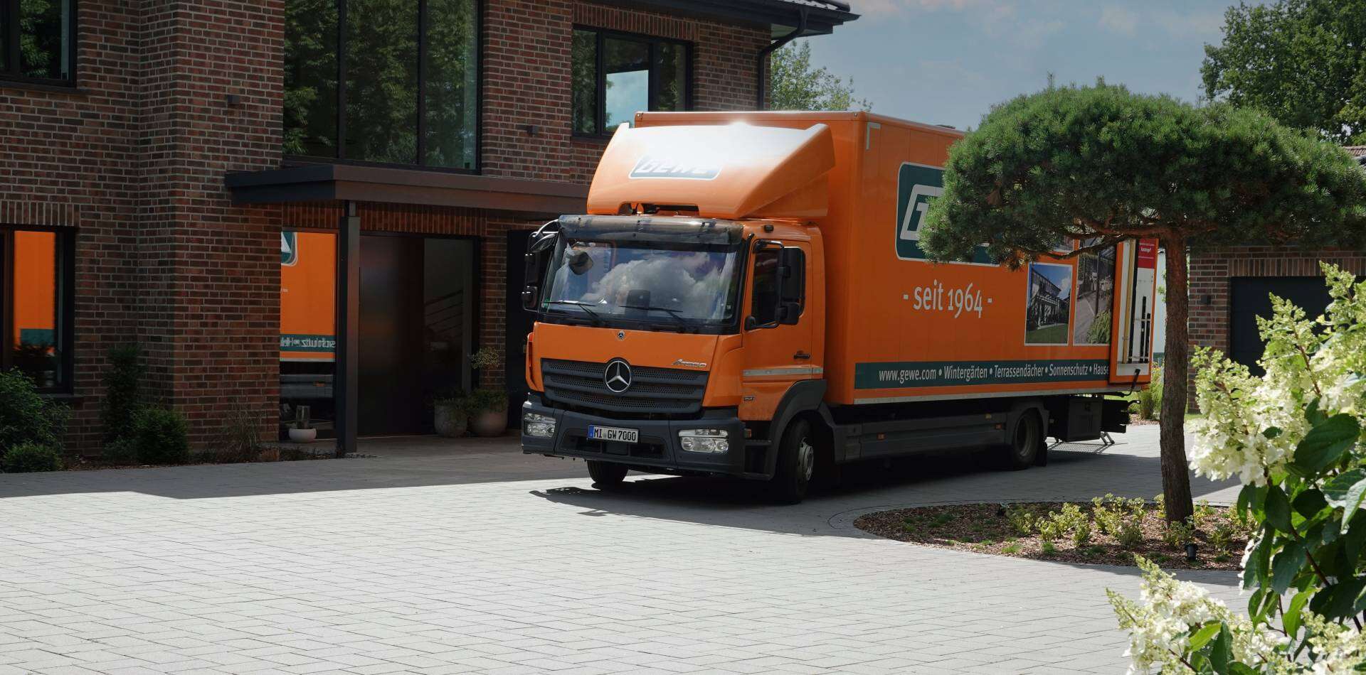 Gewe Lkw Orange Baustelle Montage